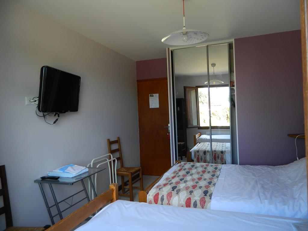 Chambre D'Hotes Les 3 Moulins Cozes Exterior foto